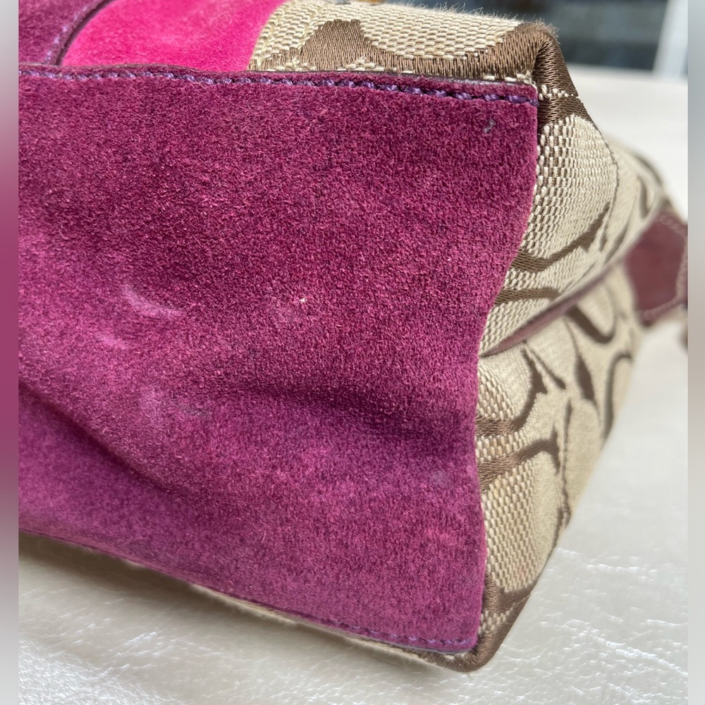 Coach Vintage Mini Hobo Bag in Signature Jacquard Canvas & Pink and Berry Suede - Picture 17 of 17